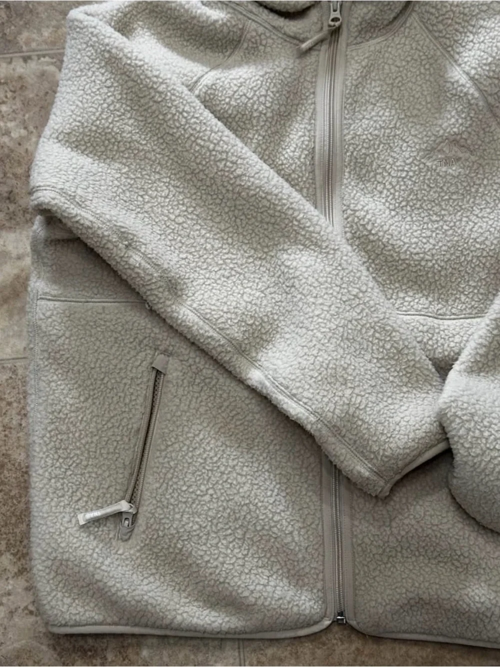 Aritzia TNA White Sherpa Zip Hoodie - Picture 3 of 4